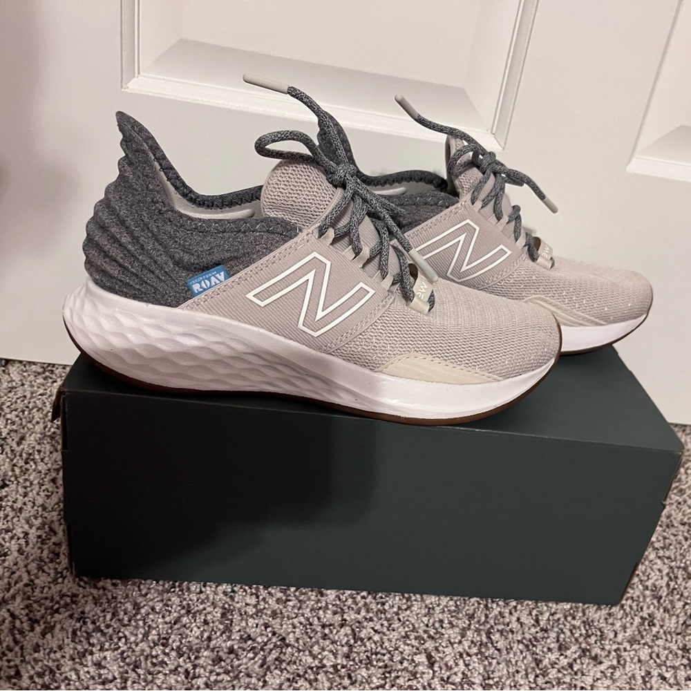 New Balance® Fresh Foam Roav Women's Running Shoes. Size 6.5 women’s.